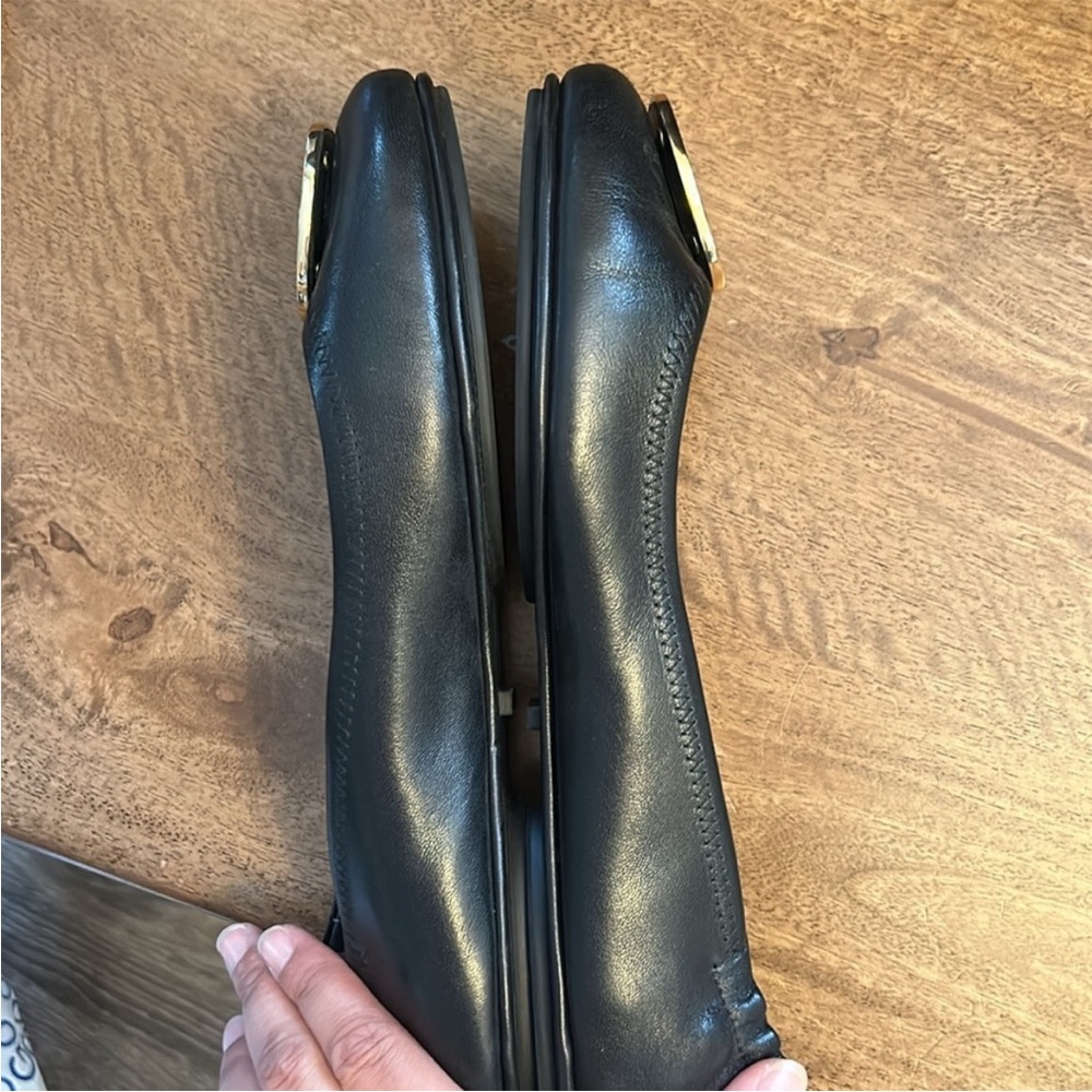 Never worn black Tory Burch Minnie Flats!